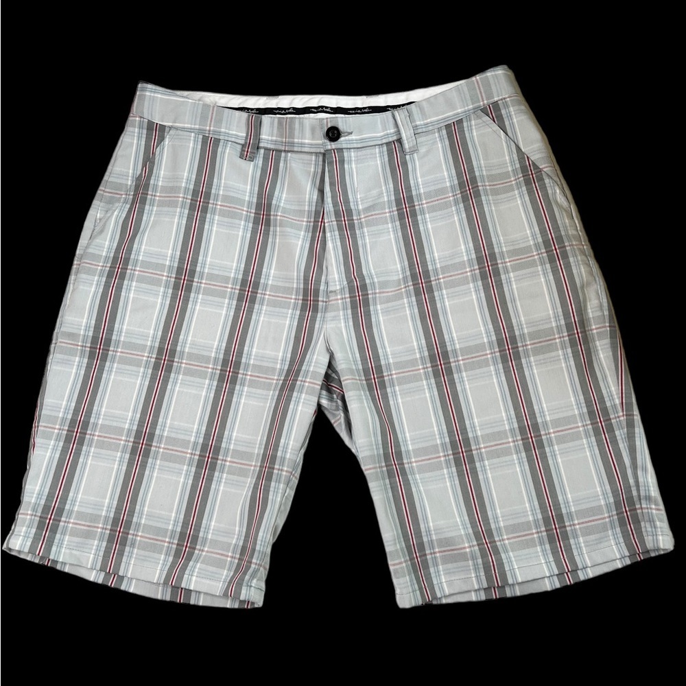 TRAVIS MATHEW Plaid Golf Shorts Grey Red Blue White Men's Size 36 x 10